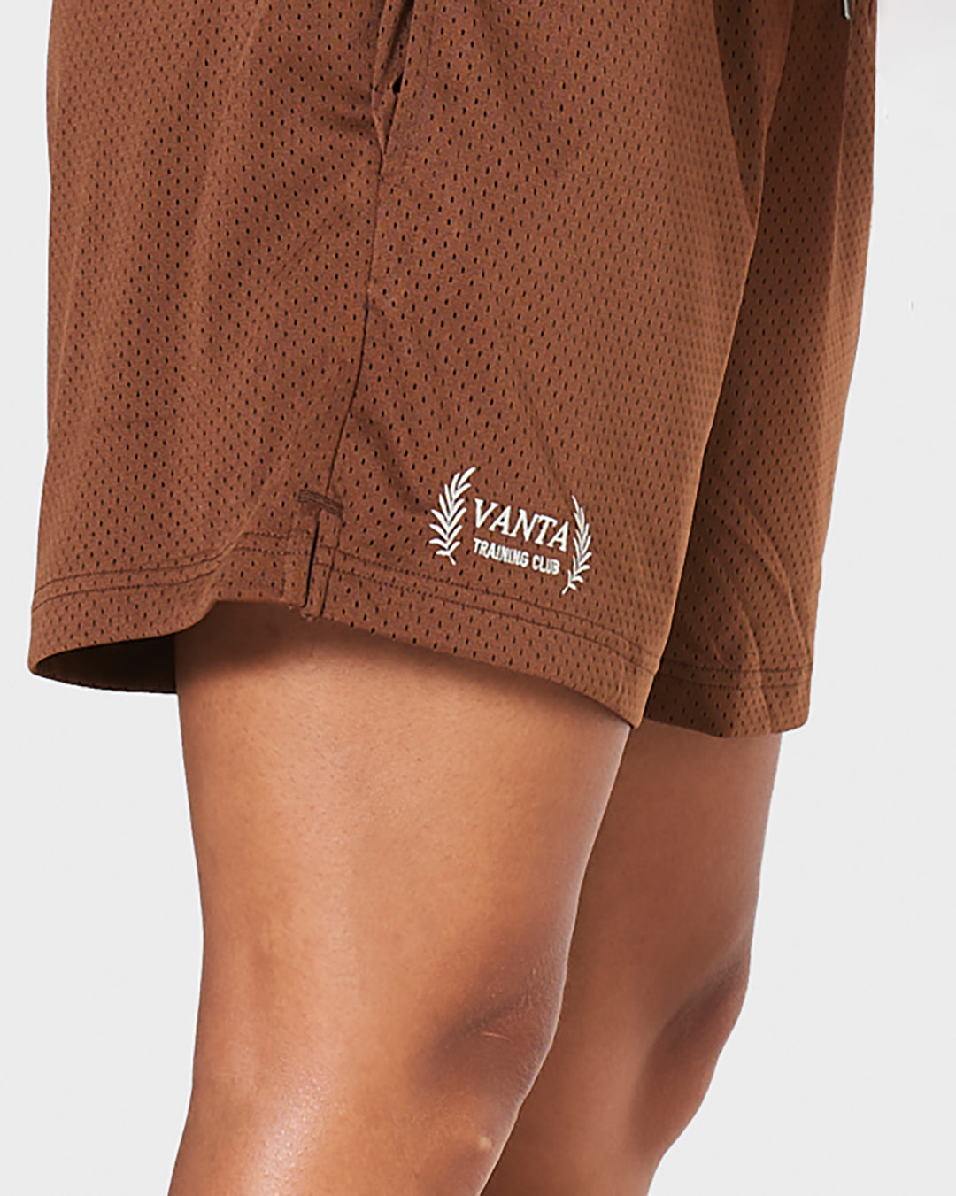 GIRLS MESH TRAINING SHORTS - BROWN