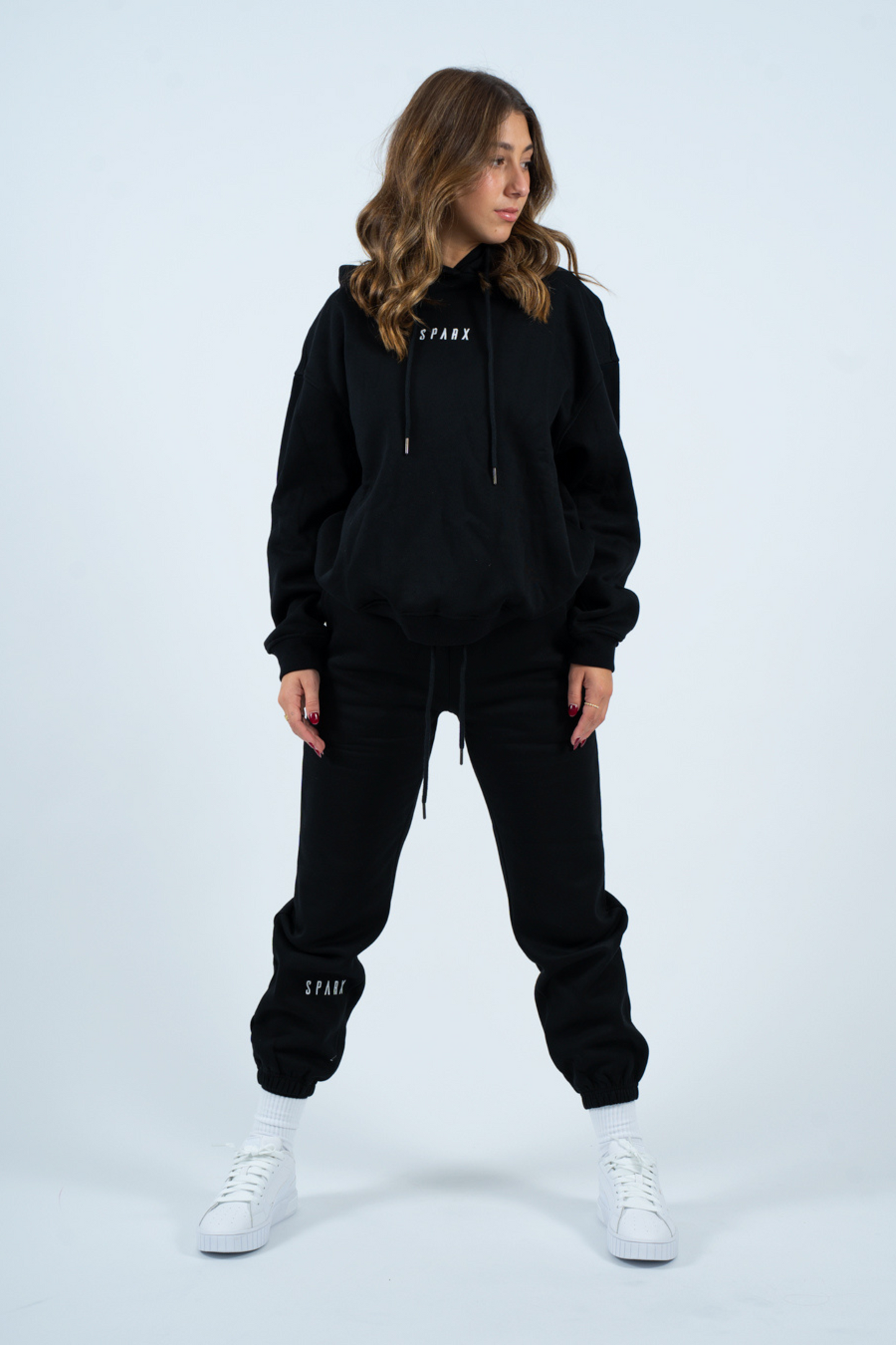 UNISEX CLASSIC HOODIE