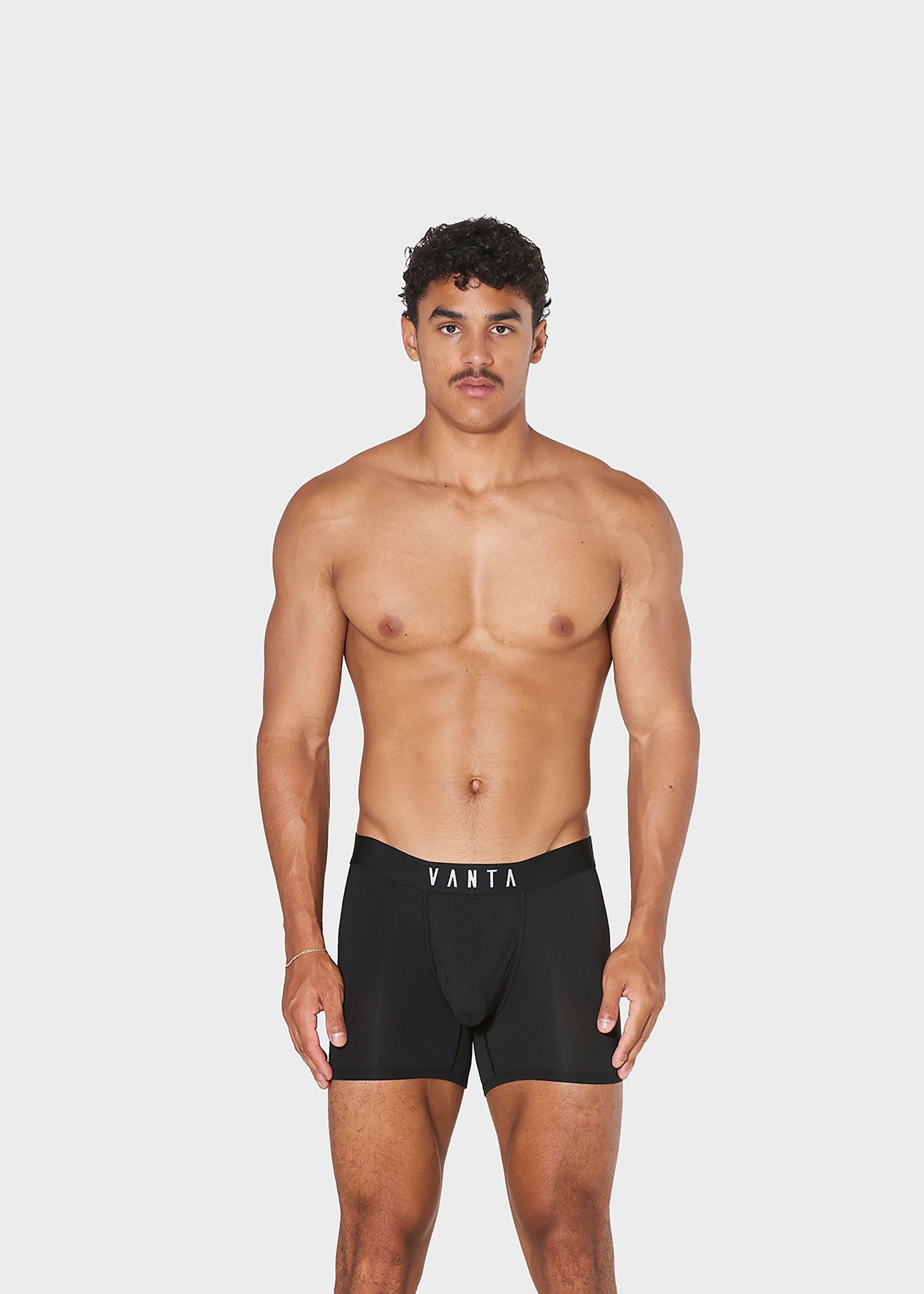 BLACK (SHORT)