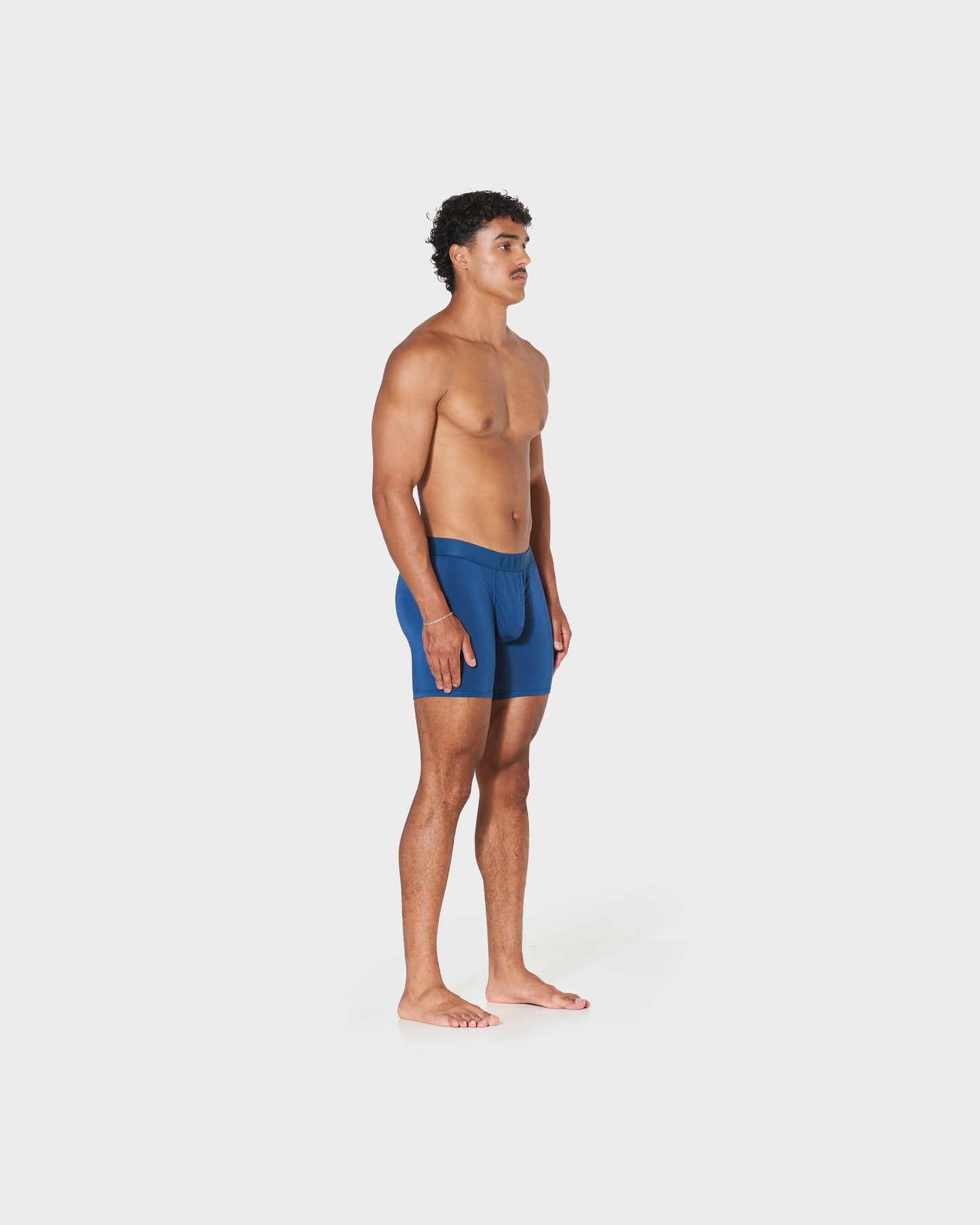 Men's athletic underwear for high-performance training and movement