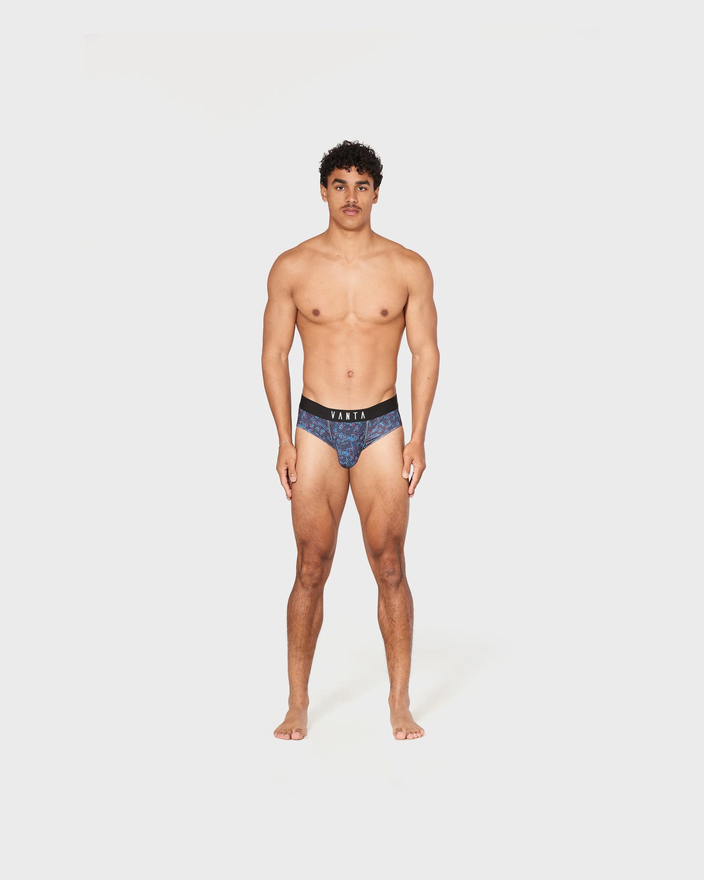Breathable men's athletic underwear for gym and running sessions